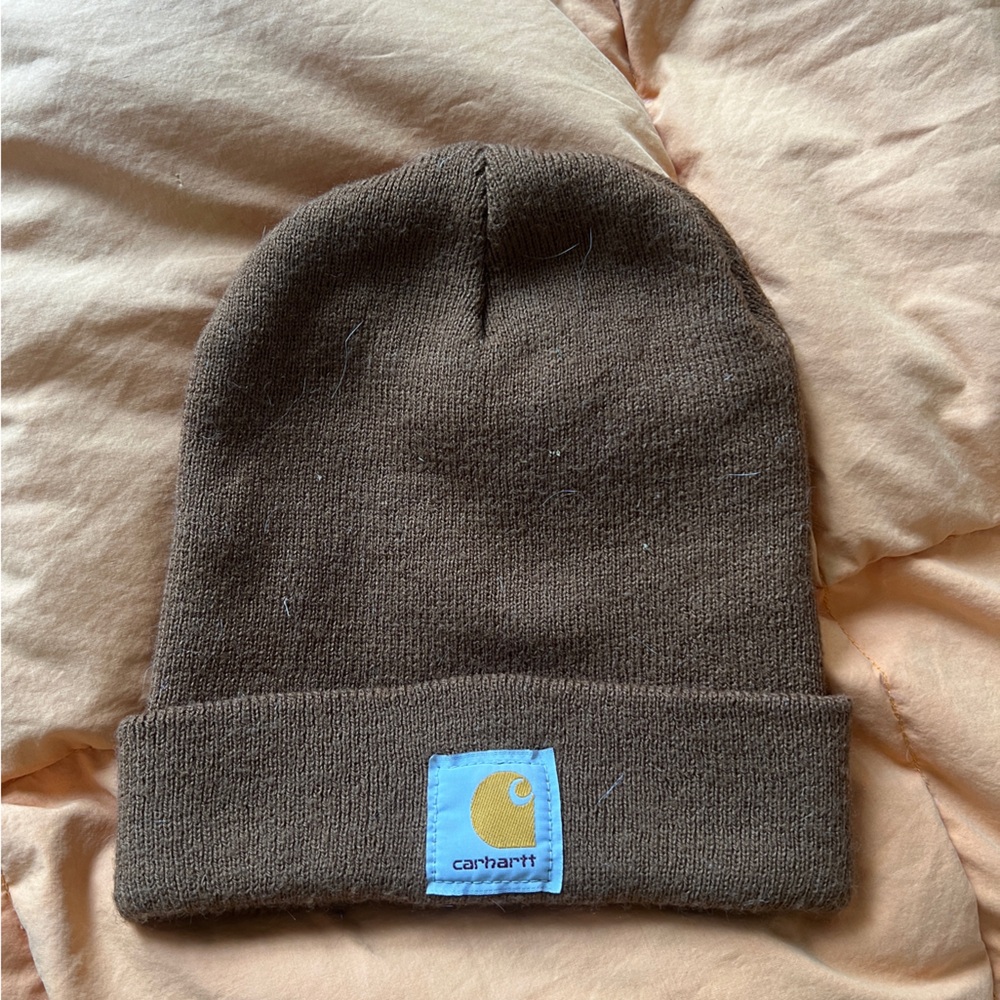 Brown carhartt beanie